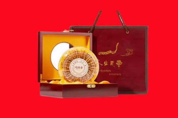 收购资讯:沈阳康平县回收冬虫夏草是按克吗